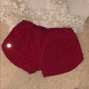 Lululemon Speed Up shorts 2.5